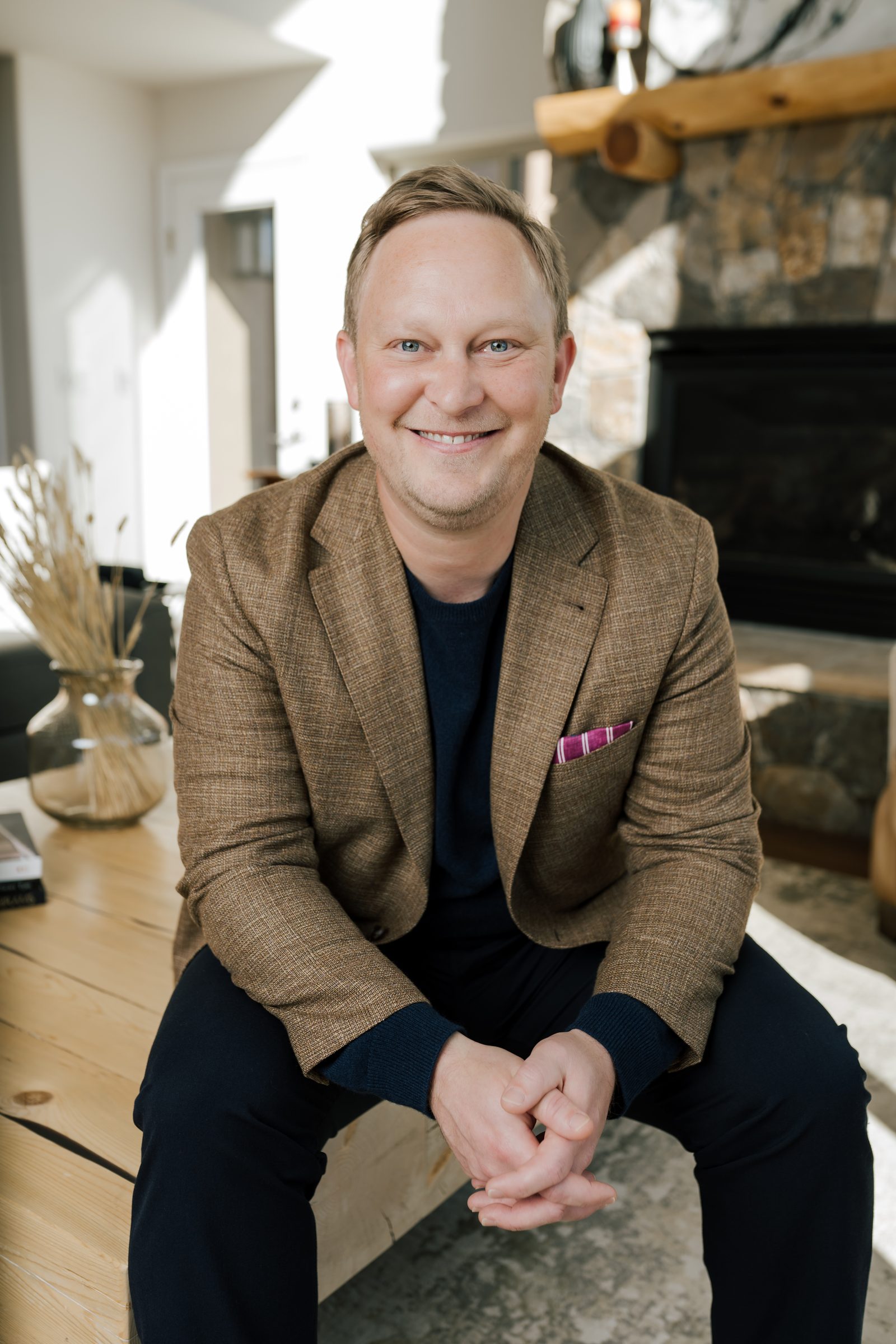 Professional headshot by Nic Neumann in Colorado, photo 12